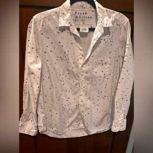 Frank & Eileen White Button Down with Blue Accents